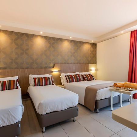 Hotel Aria Римини Экстерьер фото